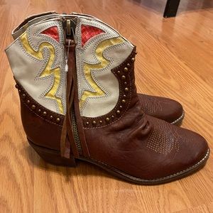 Sam Edelman “Shane” western booties - like new condition